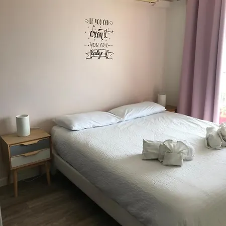 Bel Avec Terrasse, Piscine, Parking Prive Et Club De Tennis, Padel En Sus 앙티브